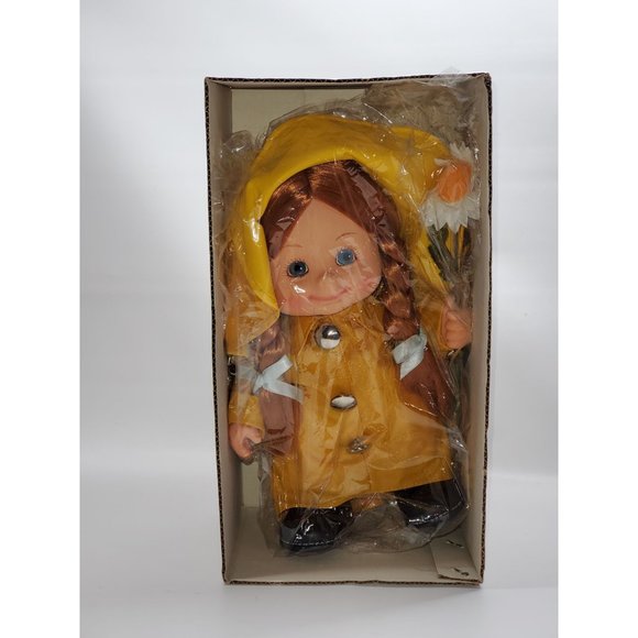 NWB VINTAGE 1991 BRINN'S UNDERCOVER KIDS APRIL W/RAIN GEAR AND FLOWER 759 - Picture 9 of 10